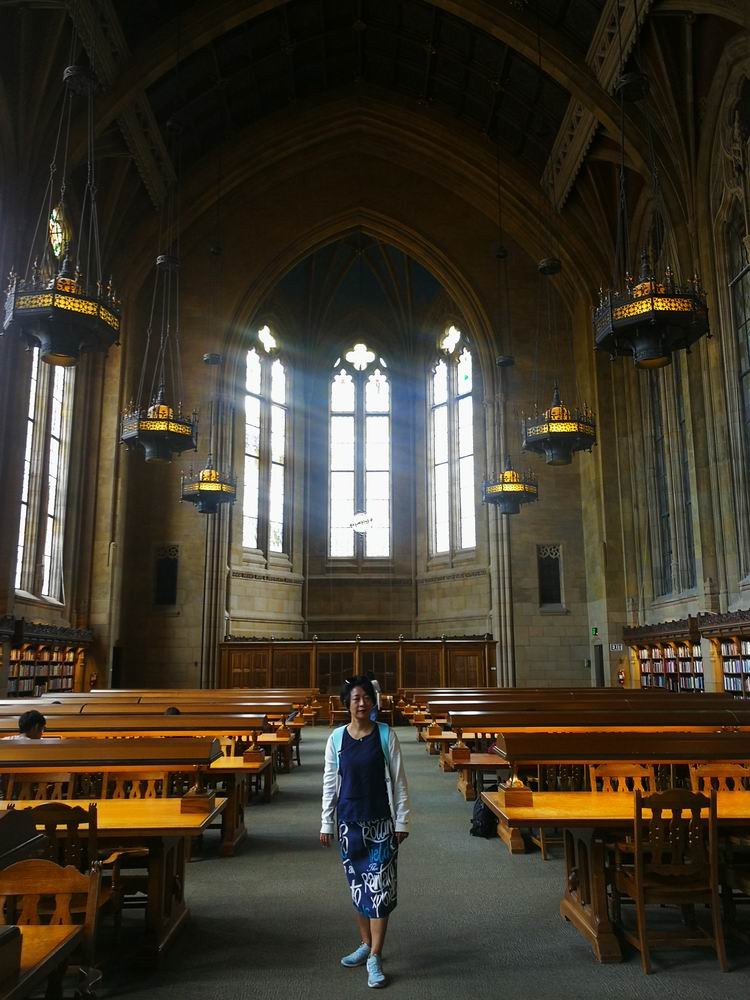 美国华盛顿大学西雅图分校图书馆-韩老师